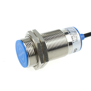 Sensori di prossimità capacitivi a quattro fili Interruttore sensore a filo CM30-3010PC