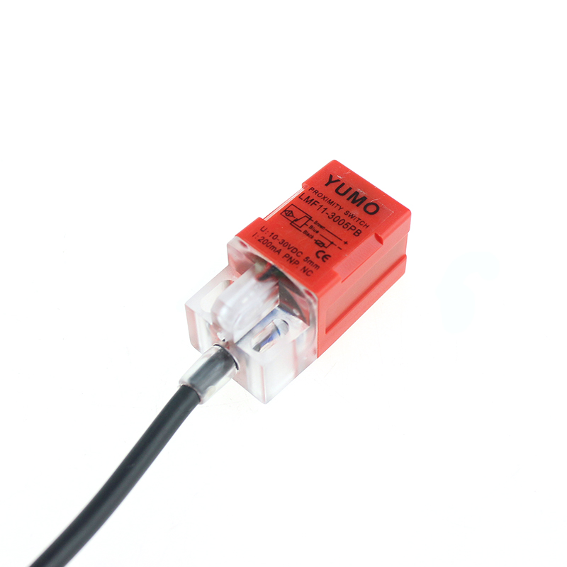 Mini sensore di prossimità induttivo LMF11 a colonna angolare LMF11-3005PB 